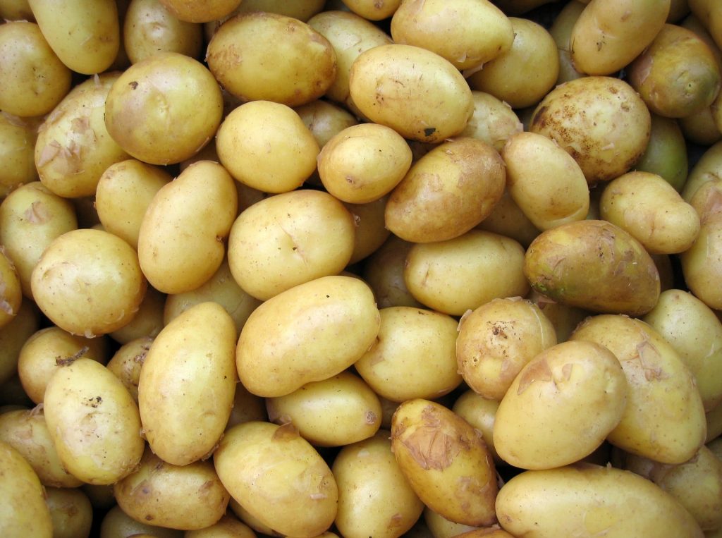 there are some potatoes